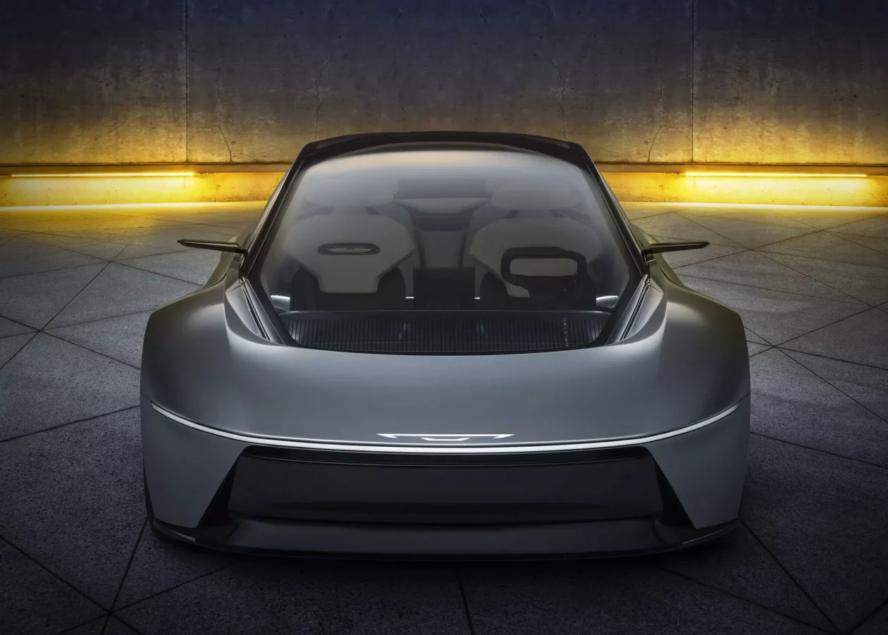 كرايسلر تكشف عن سيارة اختبارية غير تقليدية تمهد للمستقبل الكهربائي للعلامة 17