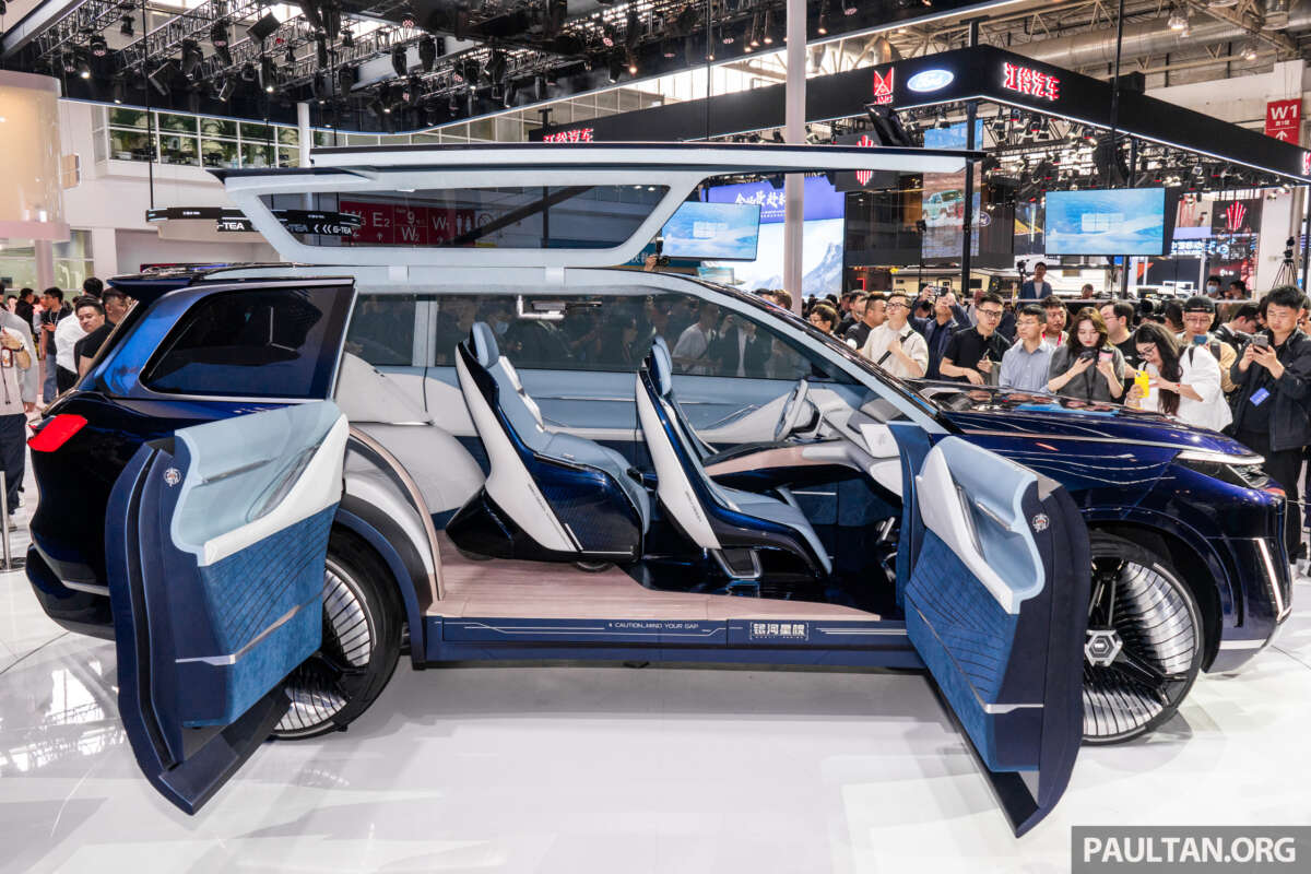 جيلي ستارشيب SUV الفاخرة الجديدة تُدشن في الصين بمحركات هجينة ثورية بمدى يتجاوز 2000 كيلومتر 11