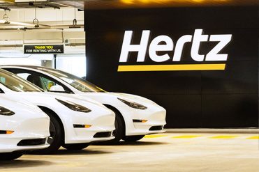 استقالة رئيس شركة هيرتز واحدة من أكبر شركات تأجير السيارات في أمريكا بعد الفشل الذريع لاستراتيجية شراء السيارت الكهربائية