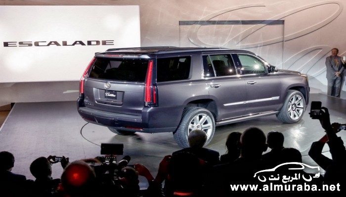 Cadillac-Escalade-2015-9