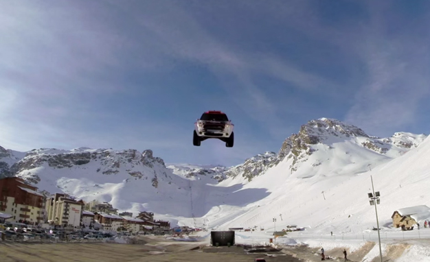 "بالفيديو" جو برو تلتقط قفزة رالي السيارات الفرنسي جيرلان شيشيري الشهيرة 1