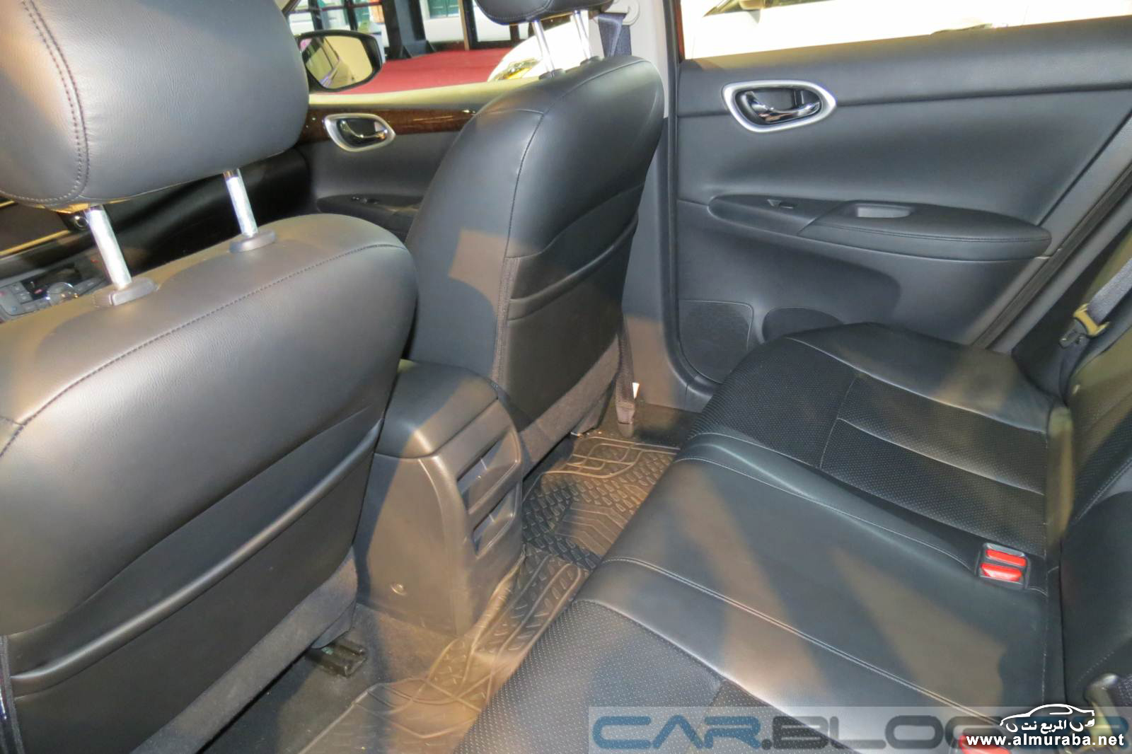 Nissan-Sentra-2015-interior (2)
