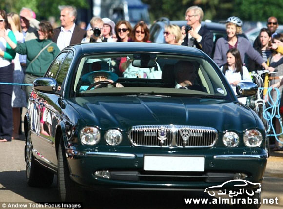 Queen-Elizabeth-Jaguar