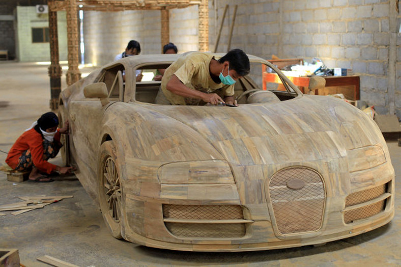 Replica-Wooden-Bugatti-4