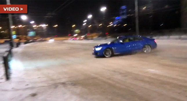 “بالفيديو” روسي يفحط بسيارته أودي S5 على الثلج فيصطدم بمحطة حافلات