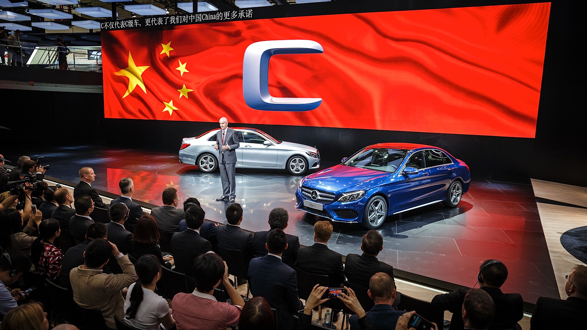 china-only-mercedes-benz-c-class-long-gets-launched-in-beijing-live-photos_1