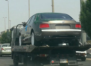 "بالصور" وصول بنتلي فلاينج سبير 2014 الجديدة كلياً الى السعودية Bentley 2014 7