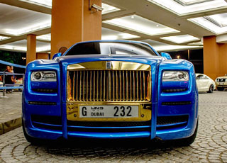 رولز رويس جوست الذهبية من تعديلات “مانسوري” تظهر في دبي Rolls-Royce Ghost