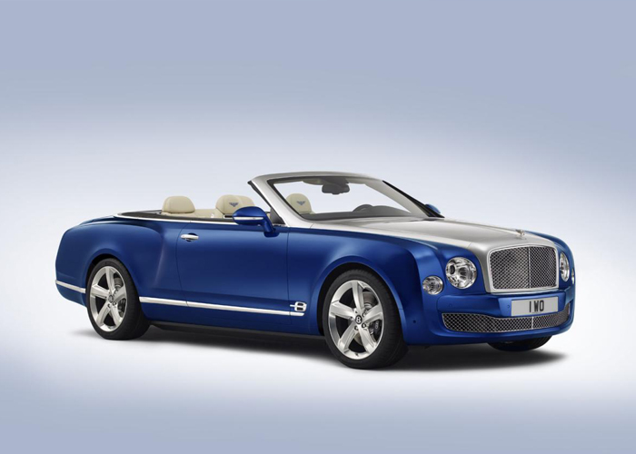 بنتلي تكشف النقاب عن اول سيارة مكشوفة فاخرة “جراند كونڤيرتبل 2015” Bentley Convertible